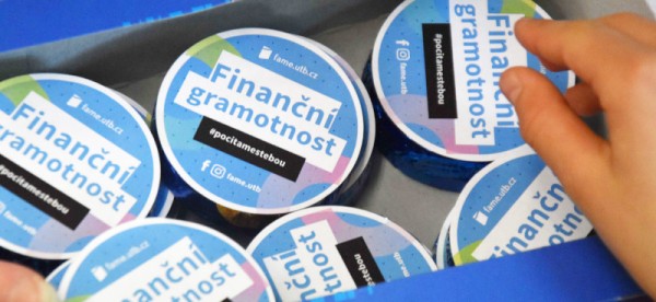 Personální posílení "odboru" školství a podpora zavedení předmětu "Mediální a finanční gramotnost" do všech ostrovských ZŠ